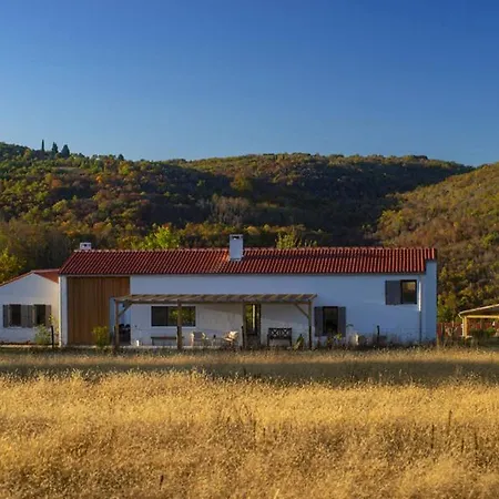 Two In Lush Countryside Near Motovun Brkac
